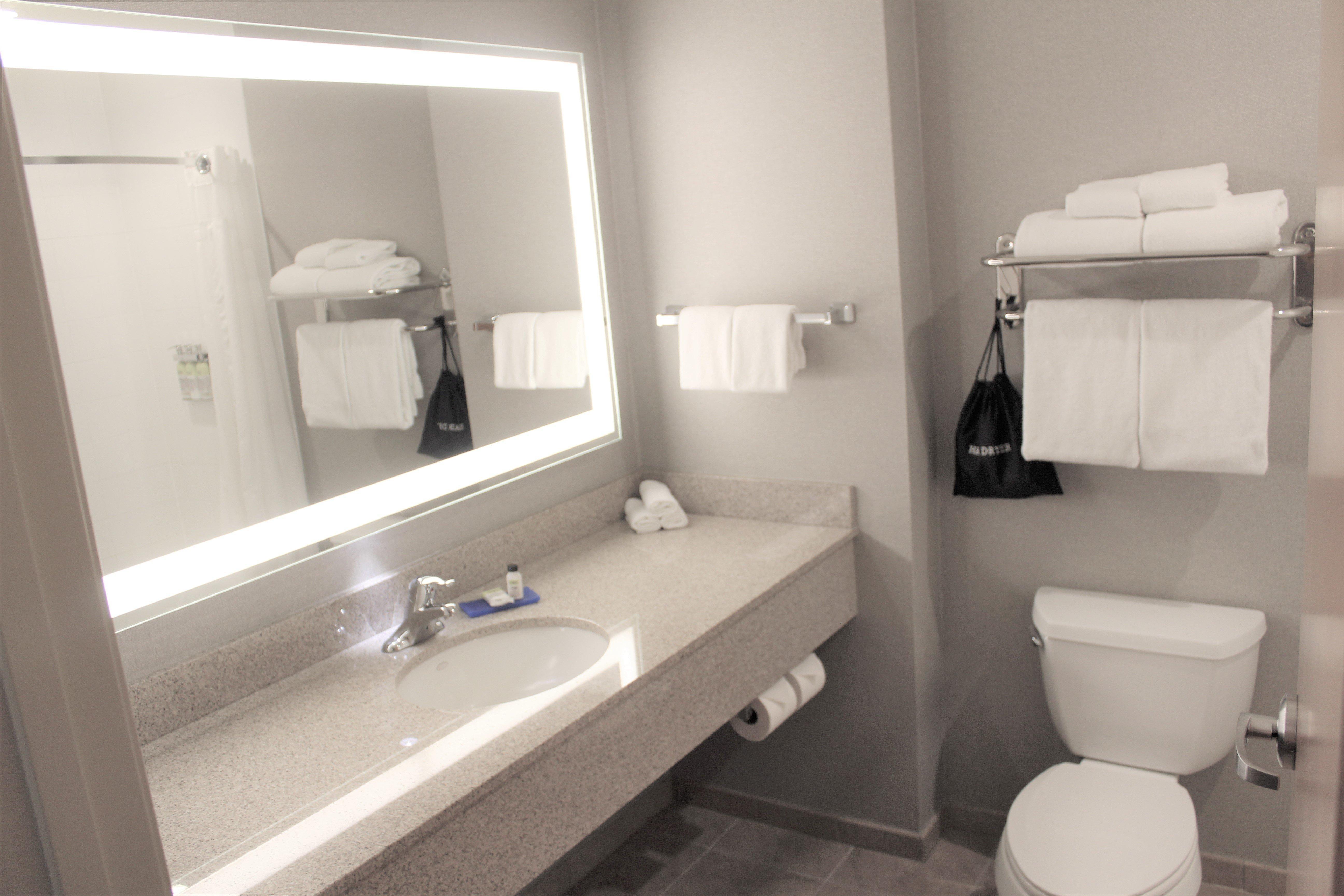 Holiday Inn Express & Suites Cheney By Ihg Екстериор снимка