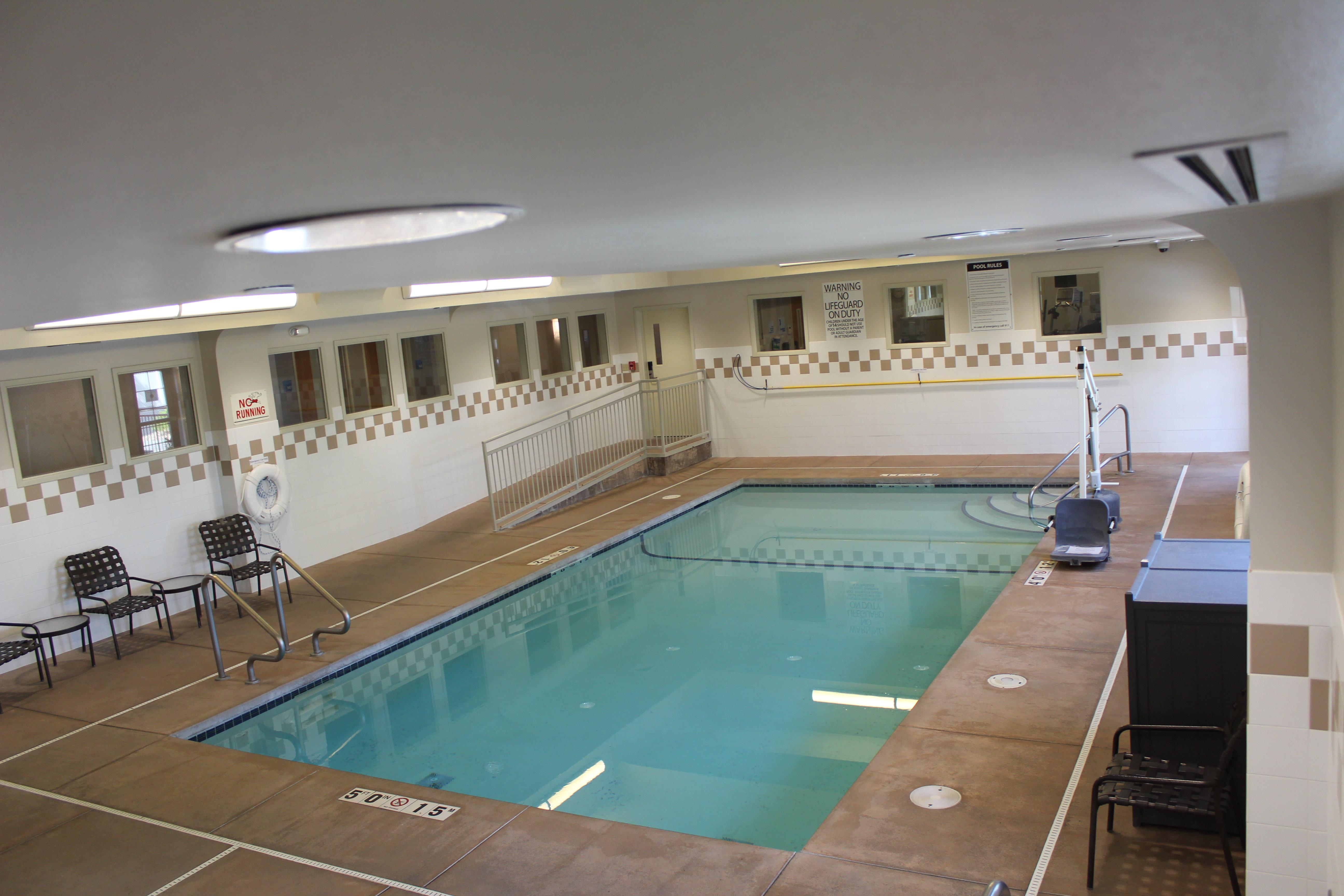 Holiday Inn Express & Suites Cheney By Ihg Екстериор снимка