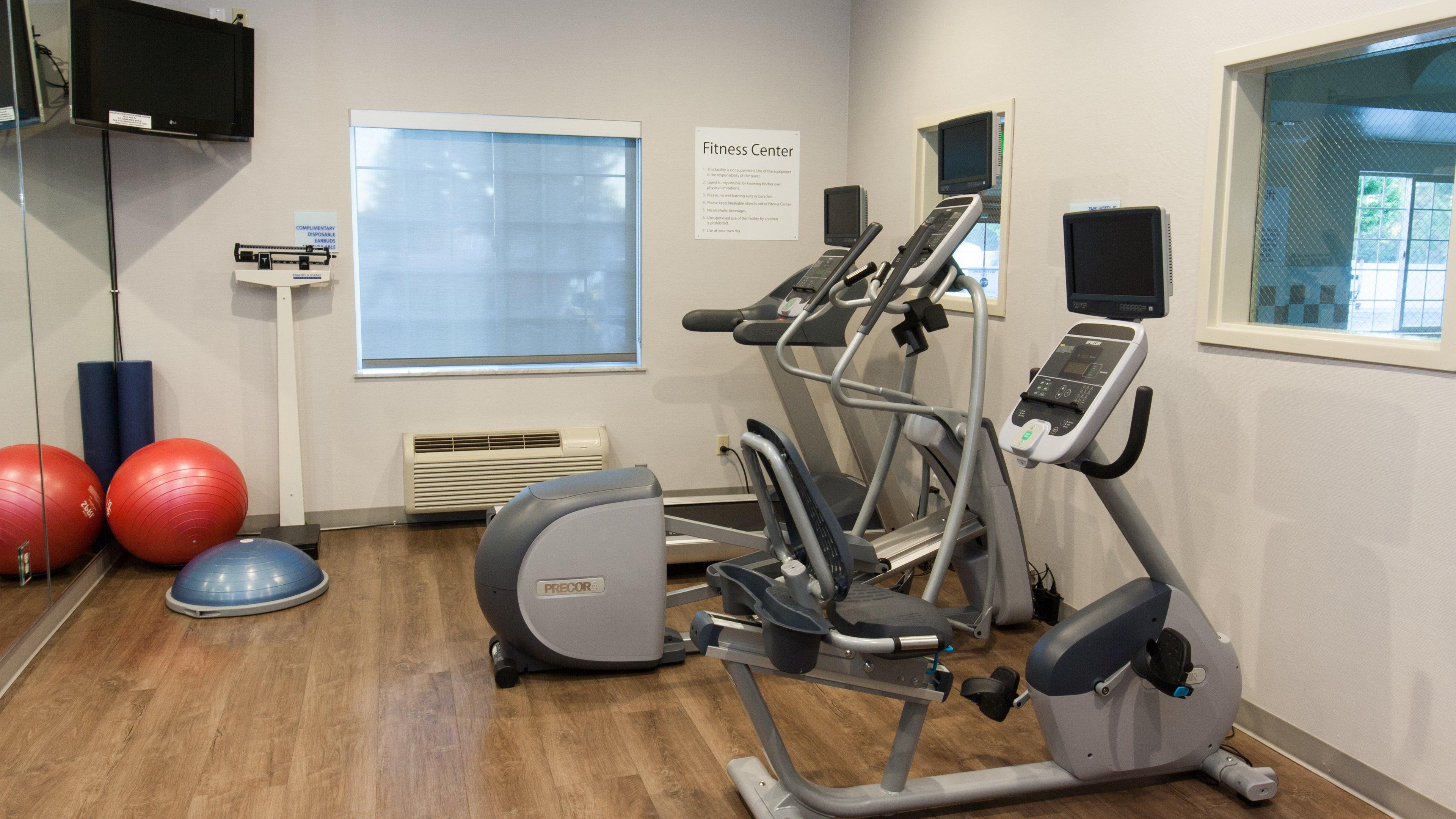 Holiday Inn Express & Suites Cheney By Ihg Екстериор снимка
