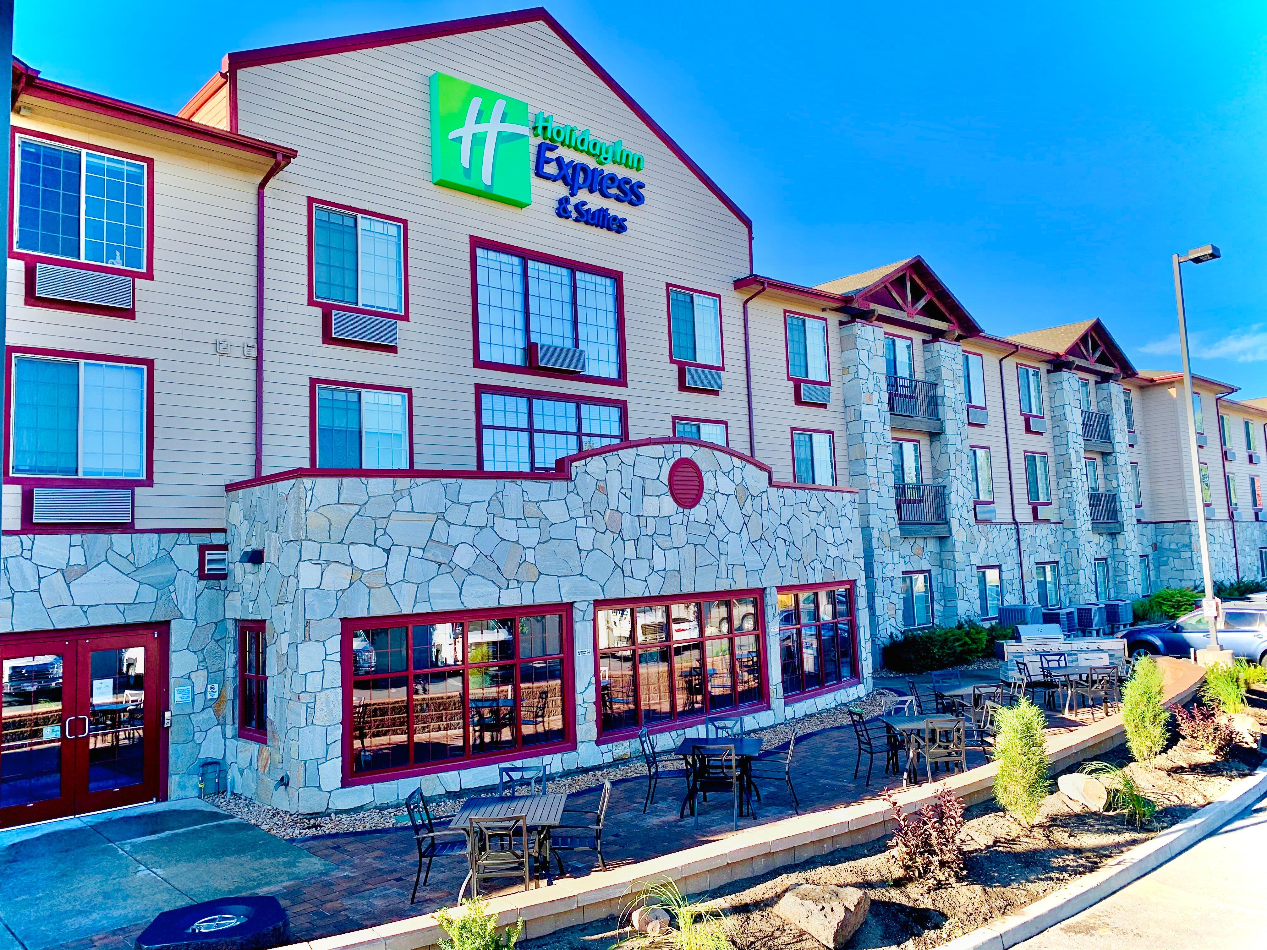 Holiday Inn Express & Suites Cheney By Ihg Екстериор снимка