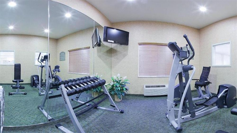 Holiday Inn Express & Suites Cheney By Ihg Екстериор снимка