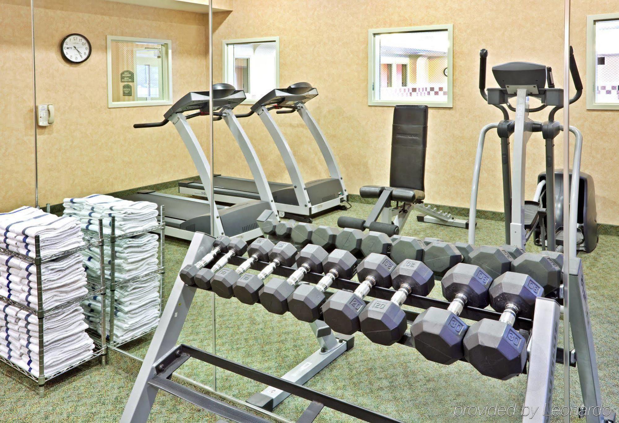 Holiday Inn Express & Suites Cheney By Ihg Екстериор снимка